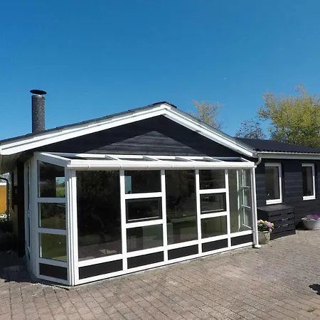 Modern 100 M From The Baltic Sea Feriehus Nordborg